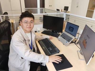 智能產(chǎn)品開(kāi)發(fā)與應(yīng)用 計(jì)算機(jī)技術(shù)的驅(qū)動(dòng)與未來(lái)